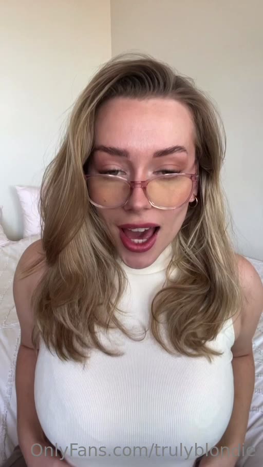doll-face Avalon Hope Patreon leak Vid