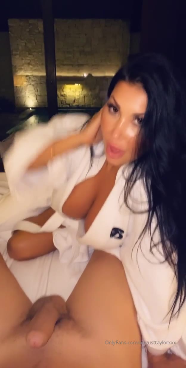 Augustayllorxxx of