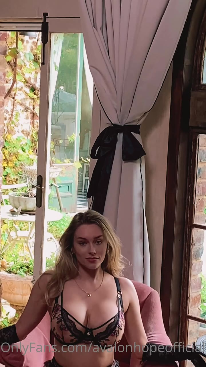 wench Avalon Hope porn xxx Full Movie