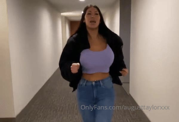 wild AugustTaylorXXX pussy