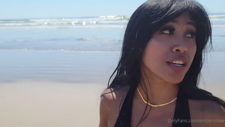 Sensational Ember Snow blowjob
