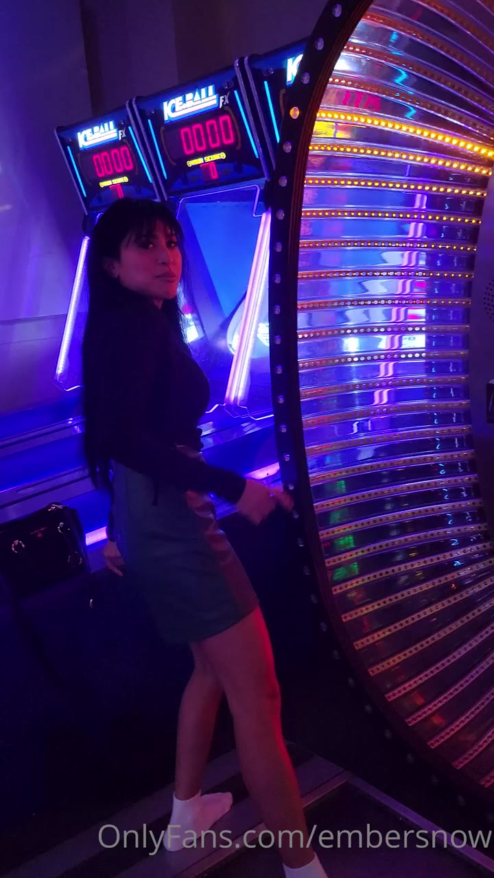 doll Ember Snow sextape