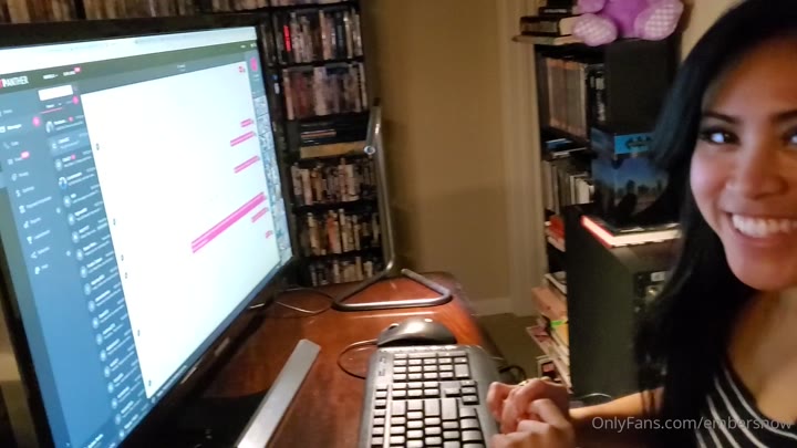 Ember Snow fapello Exposed