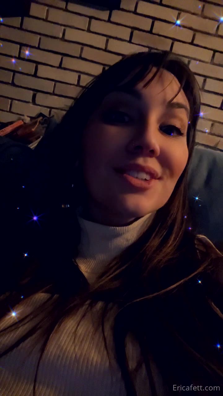 Erica Fett sexy Epic