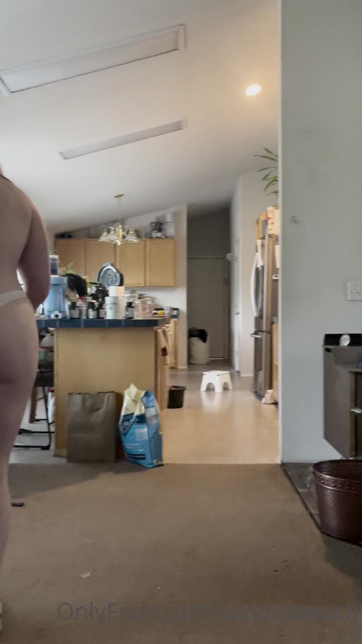 call sucking Kendra Peach masturbating