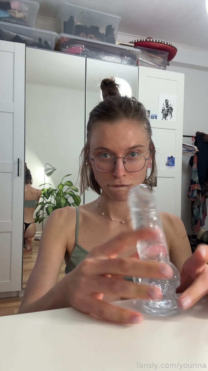 thot Sweating Yourina camgirl