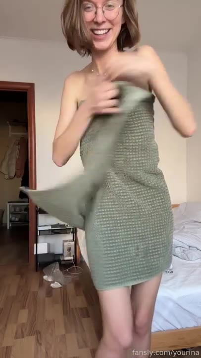 hirsute Yourina ripped cams