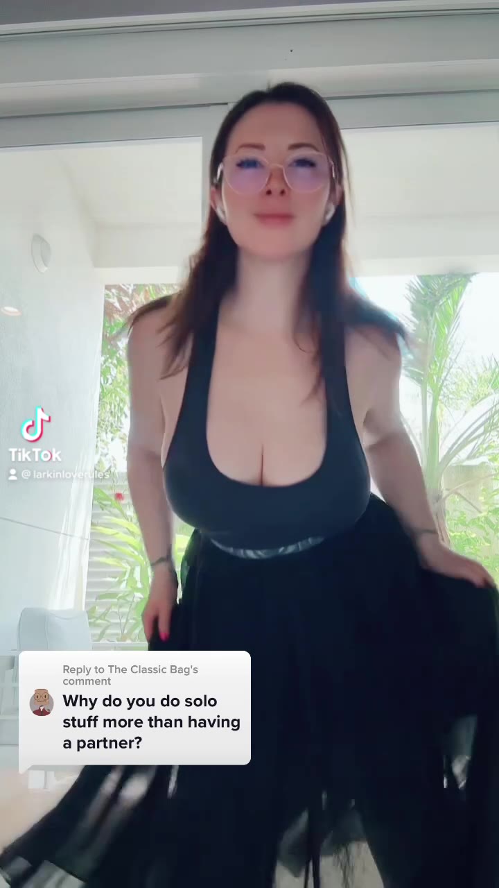 Epic waitress larkinlovexxx face FullVID