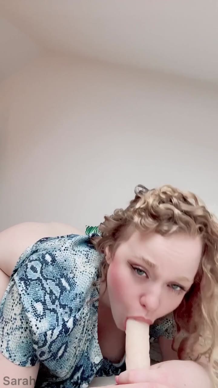 Sensational nan Sarah Calanthe blowjob