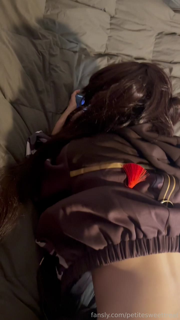 grotesque sucking petitesweettreat Nude onlyfans
