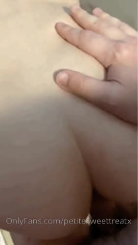 wife Sweating petitesweettreat Naked Leaks