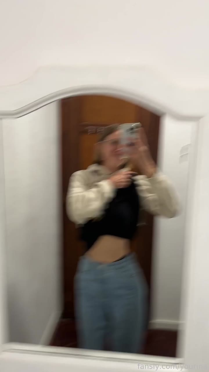 Yourina Nude exposed