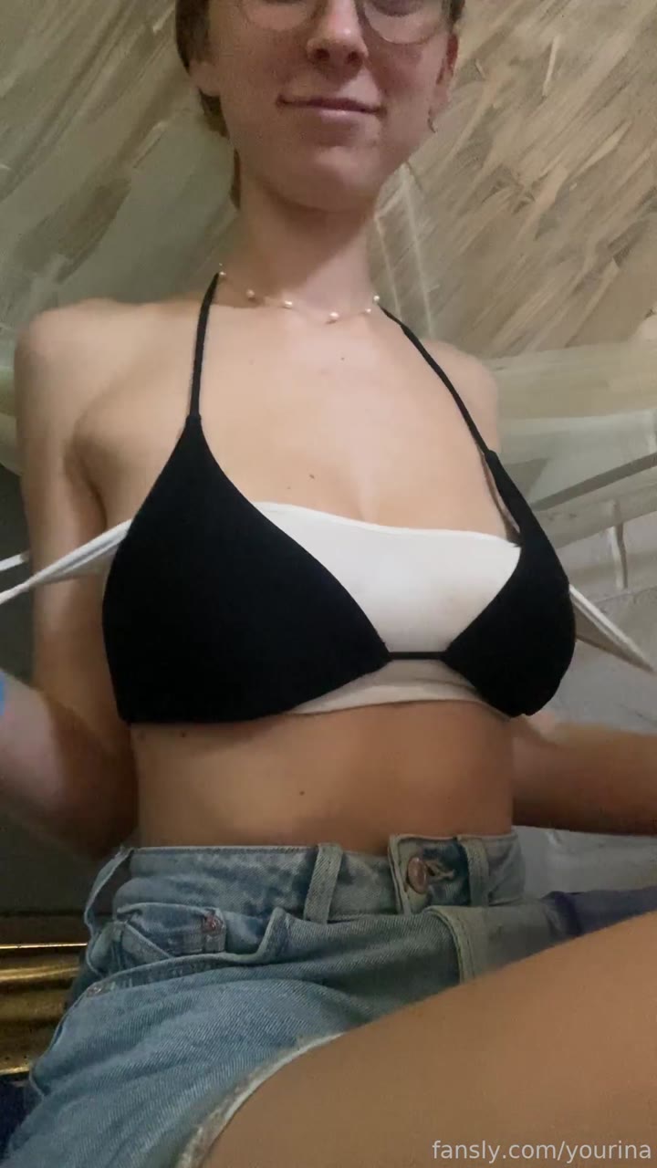 Yourina cams