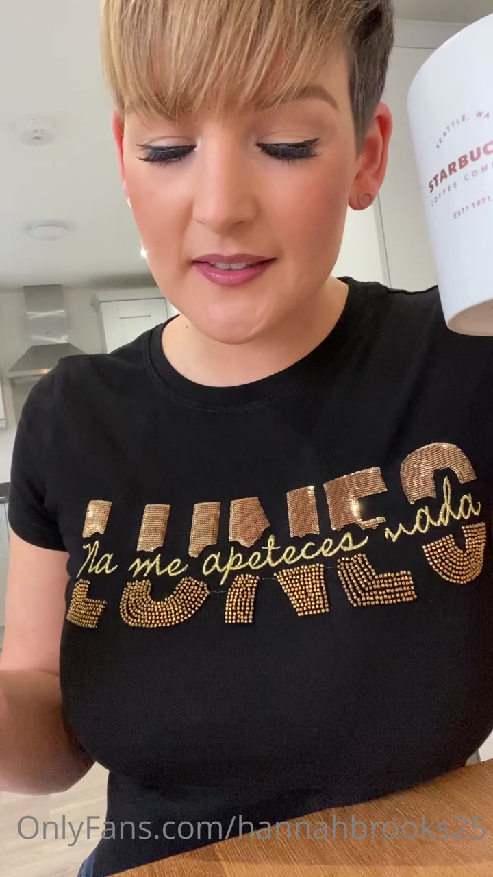 rude Milf Hannah Brooks simpcity Epic