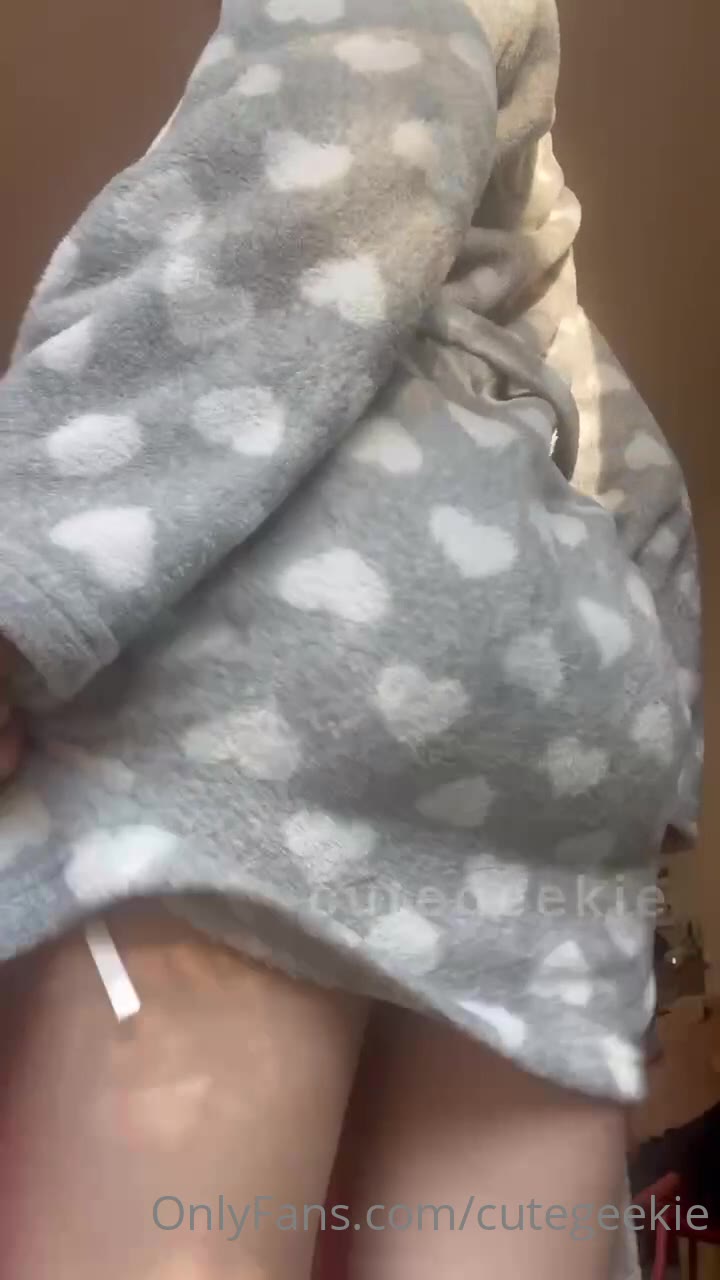 Cutegeekie fap Exposed