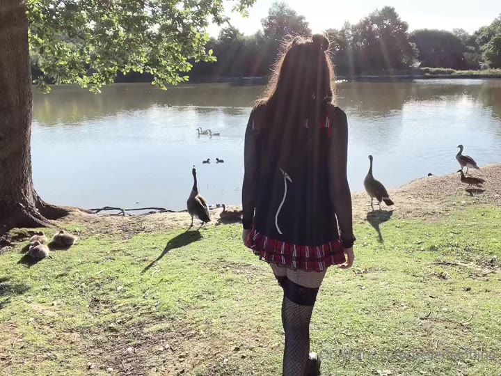 Exposed breaker Belle Delphine leaks OF Video