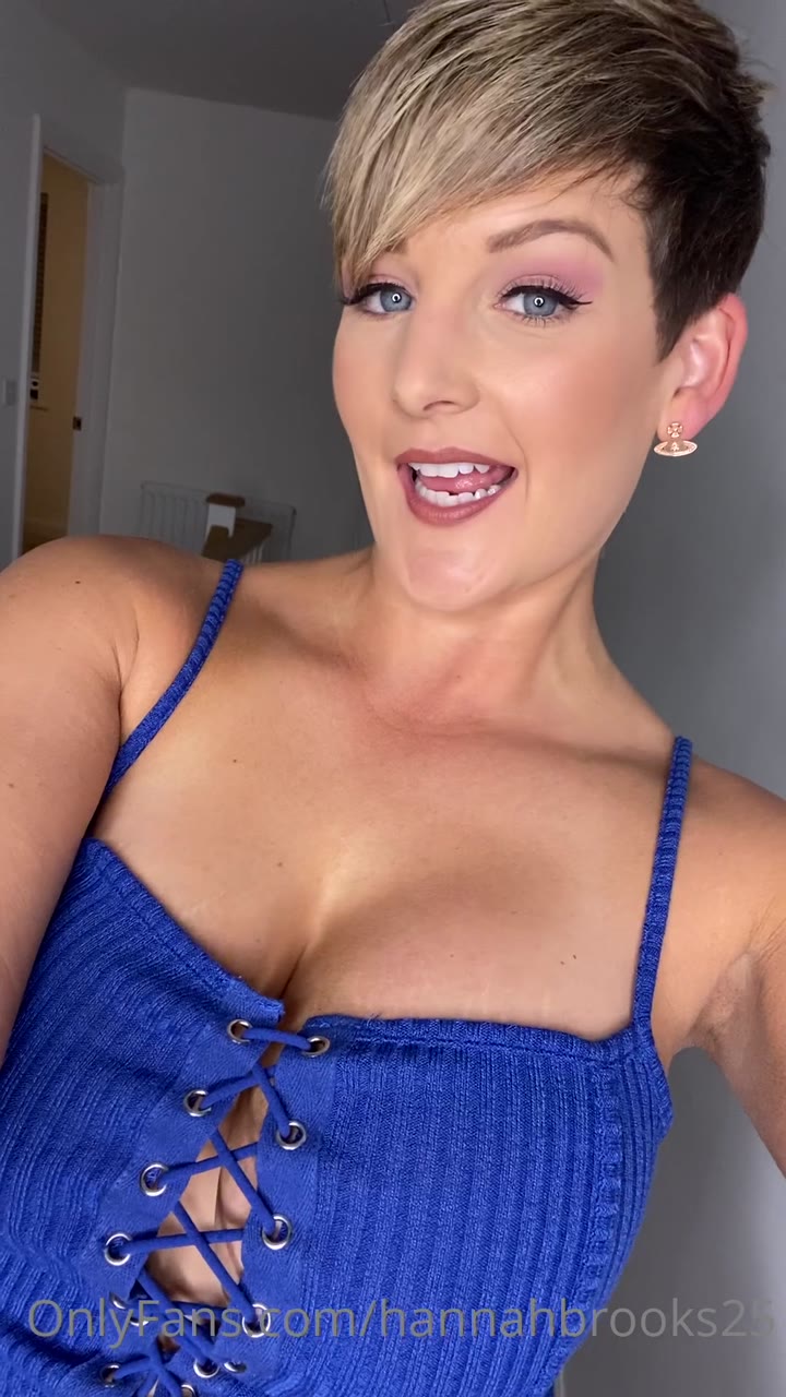 bluestocking Hannah Brooks camrip Full leaked video