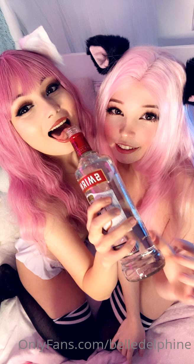 nan Delphine fap Sensational