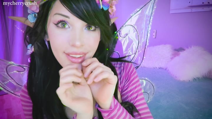 Petite Cherry Crush sex tape