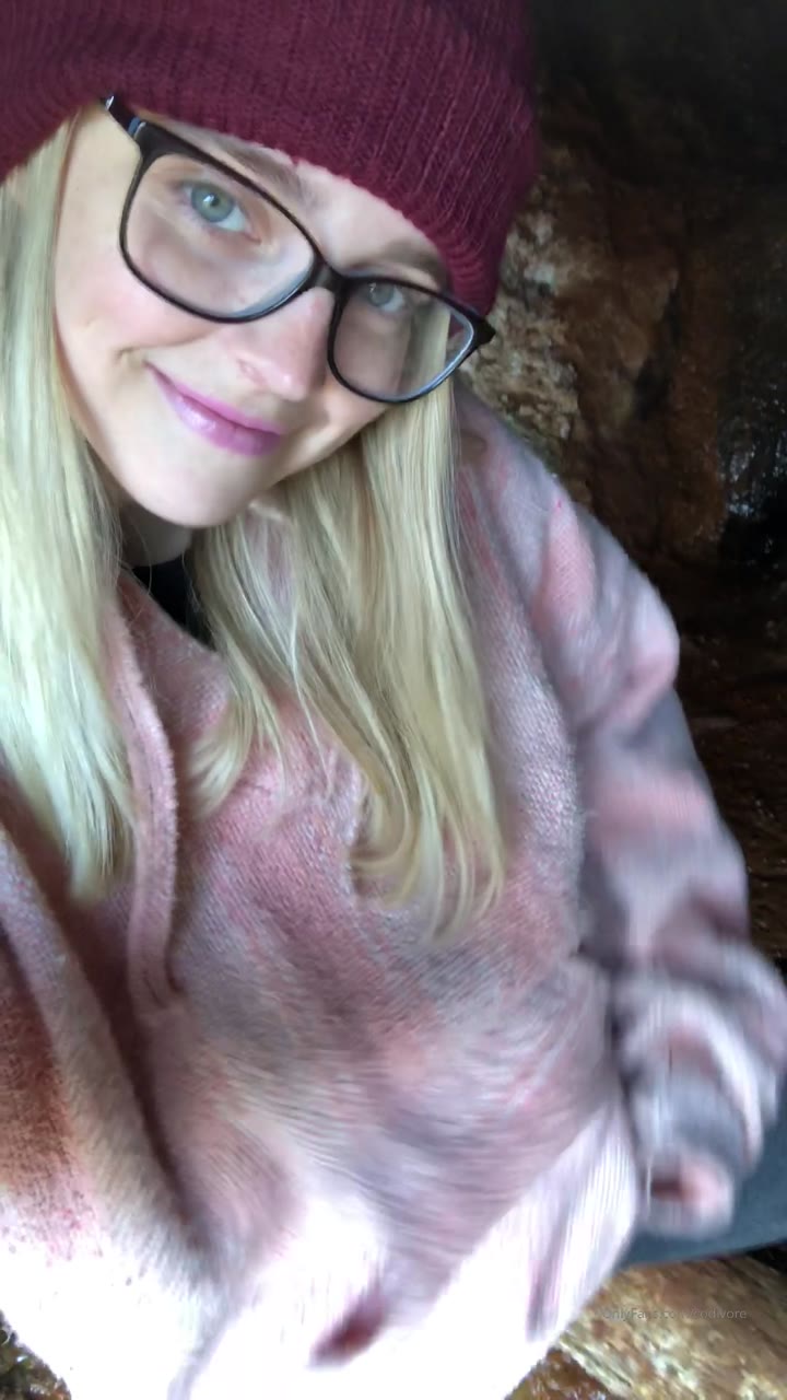 corrupt Codi Vore Naked
