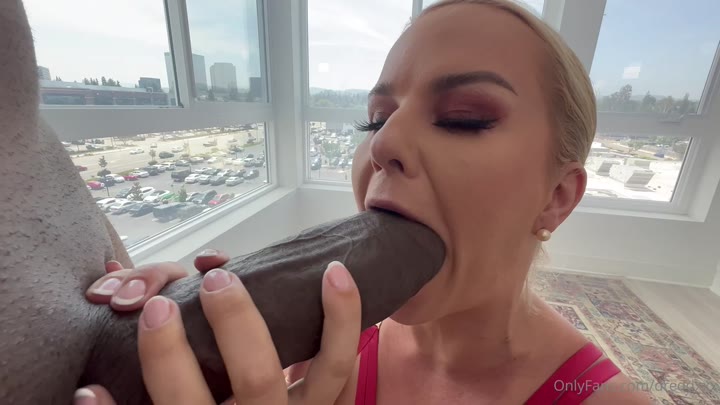 Exposed giant Dredd masturbating