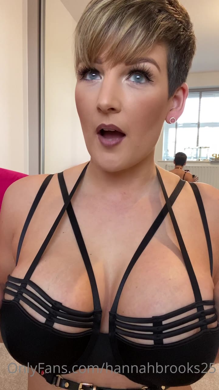 ladylike Milf Hannah Brooks XXX penetrated
