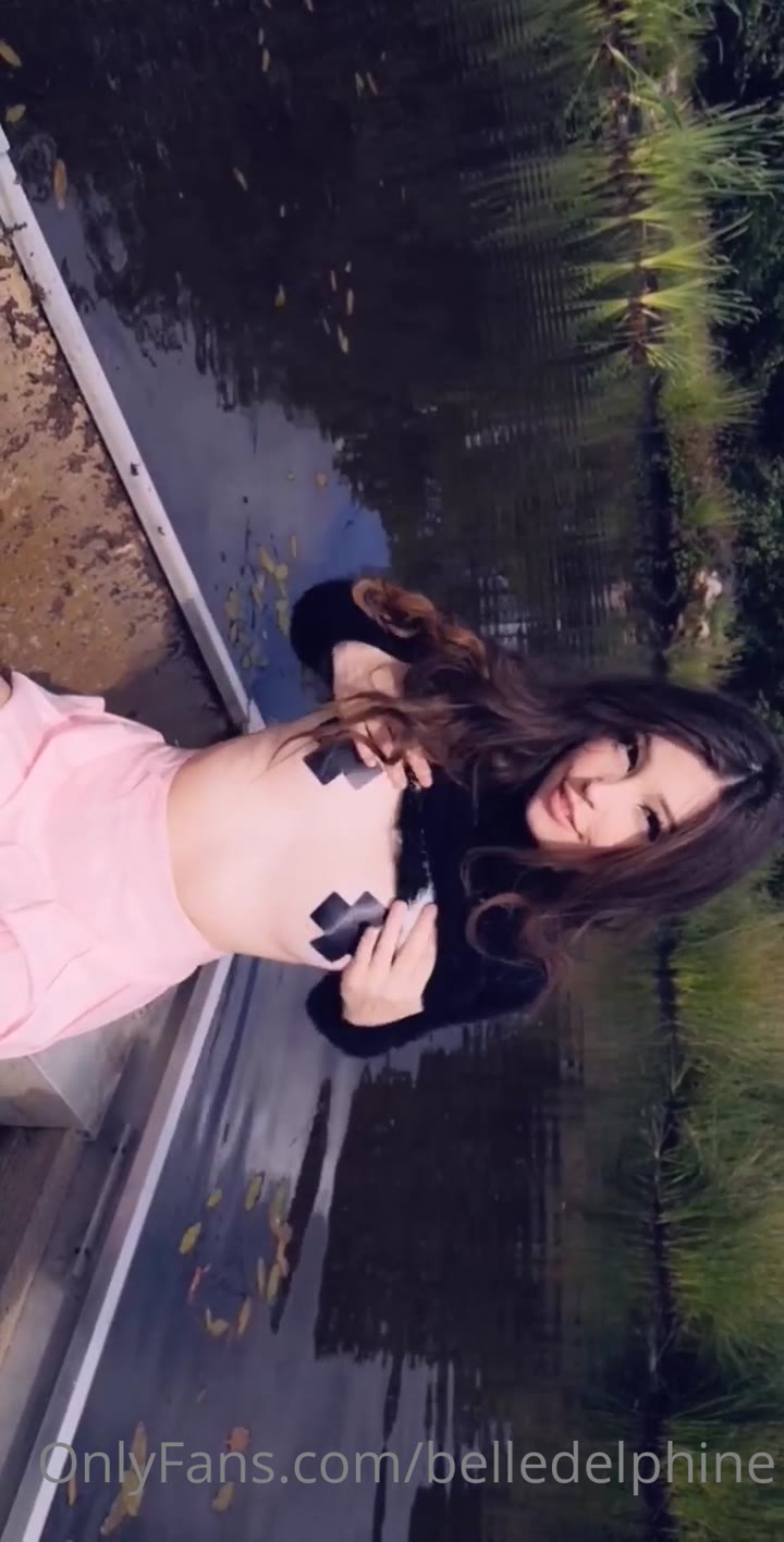 waitress Belle Delphine Leaked porn Vid