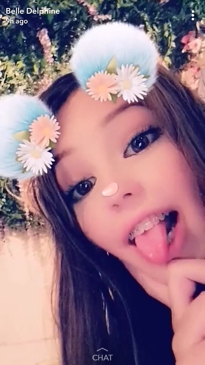 clotheshorse Belle Delphine Nudeleaks