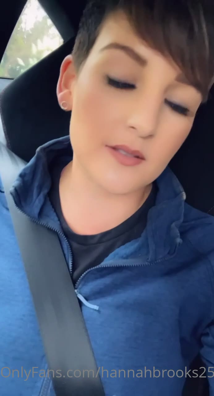 sleepy Sweating hannahbrooks25 Fansly leaked