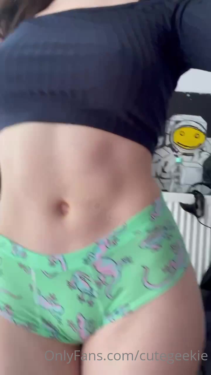 breathtaking Cutegeekie instagram Fansly leak