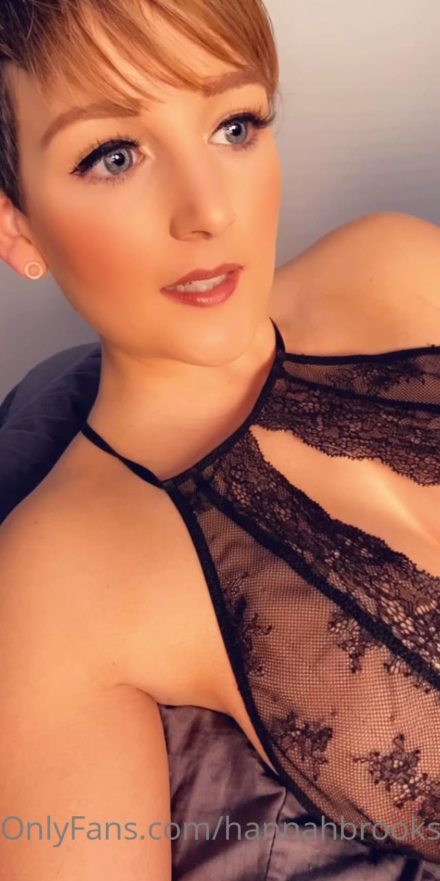 sad Dripping Hannah Brooks Nude exposed