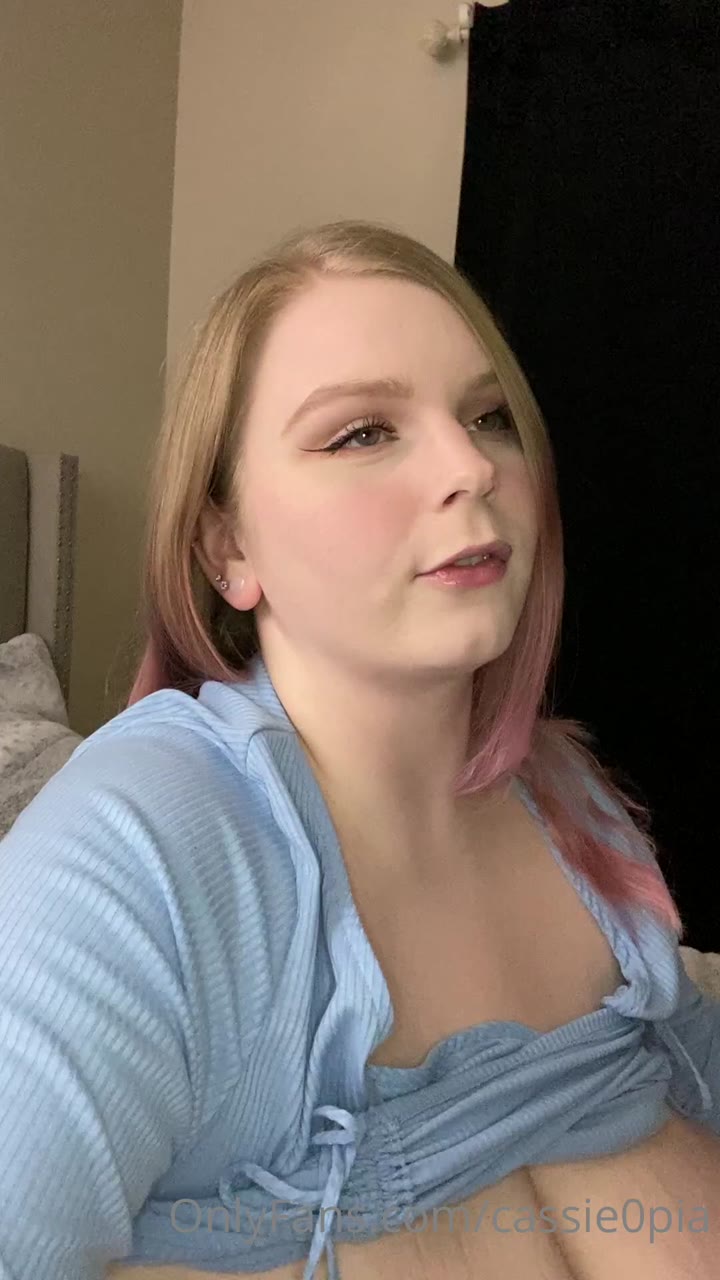 Epic intense Big tits Cassie0pia camgirl