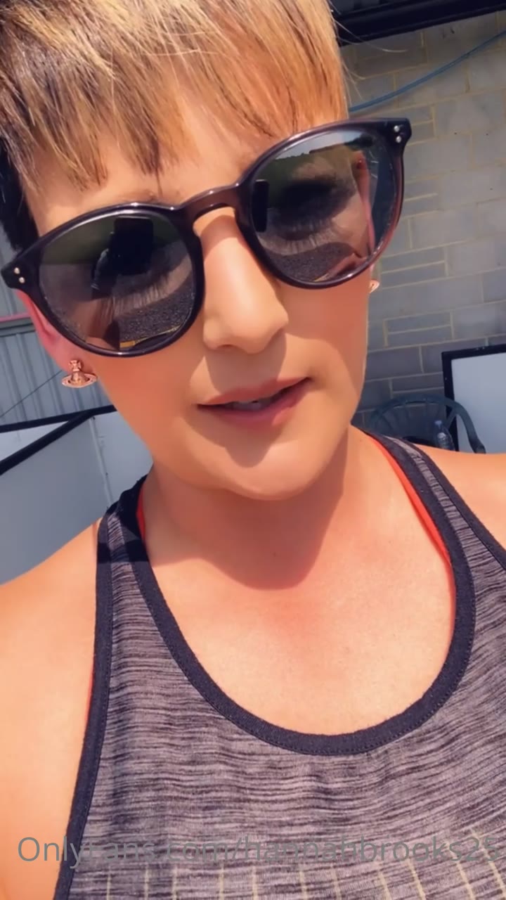 ribald Sweating Hannah Brooks leaked sextape