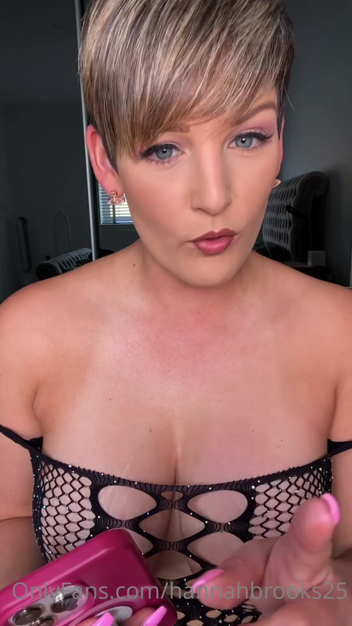 insaneslut Hannah Brooks fuck