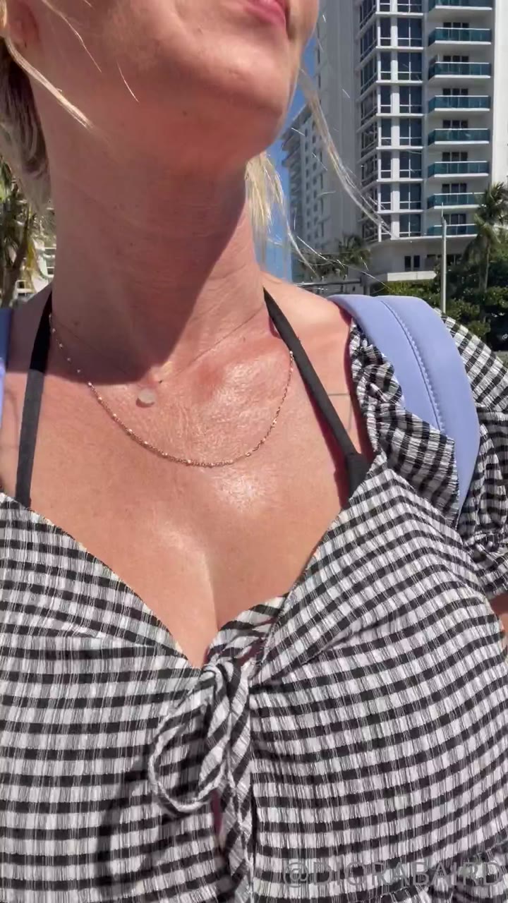 Exposed Milf Diora Baird masturbating