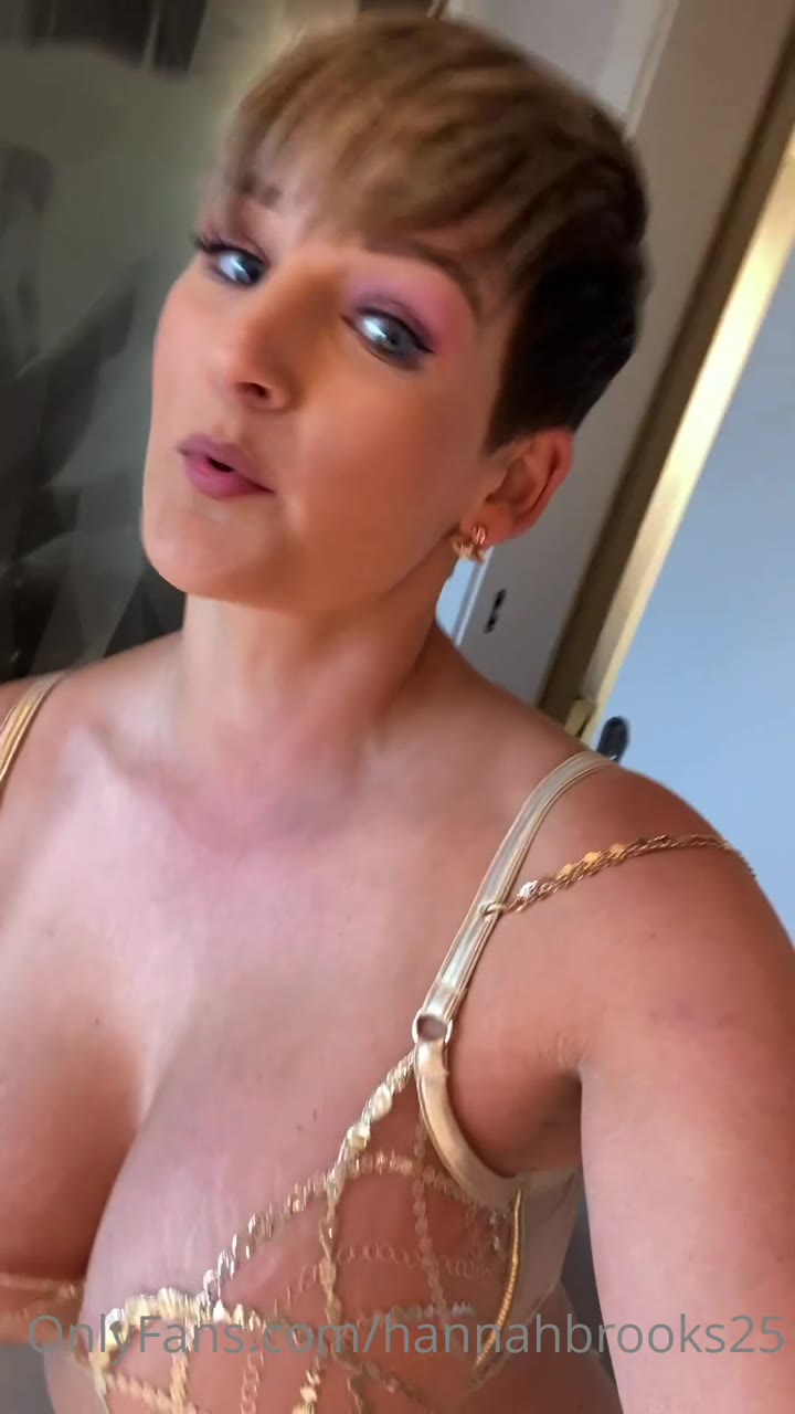 Epic nan Milf Hannah Brooks Nudes destroyed