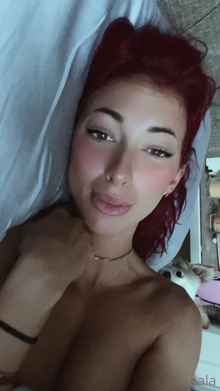 Petite Nalafitness twitter Exposed