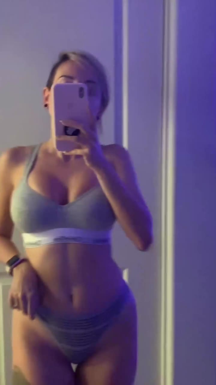 Epic jewel Darshelle Stevens collab