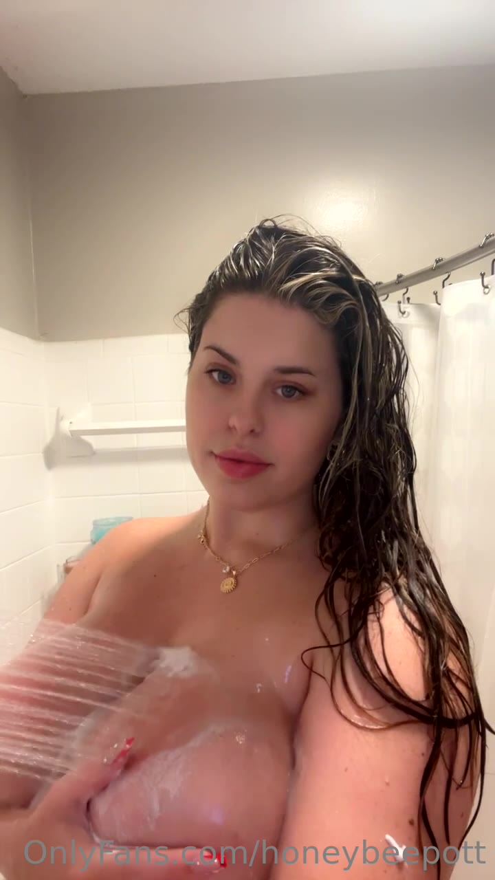 Sensational hard-core Big tits Honeybeepott sexy