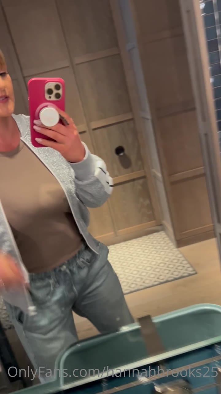 Milf Hannah Brooks Nude fansly  EXPOSED