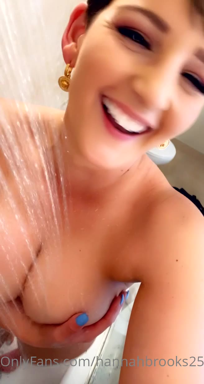 Hannah Brooks camgirl FullVID