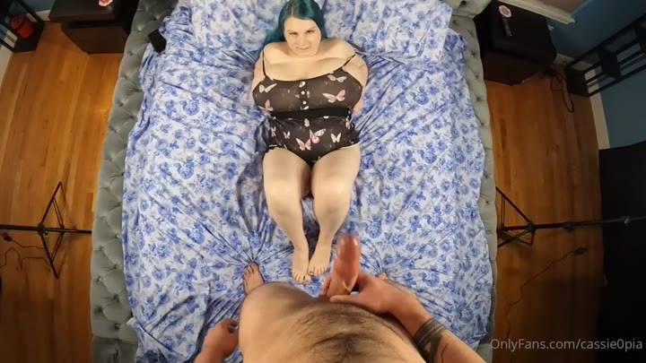 sleepy seductive Big tits Cassie0pia Onlyfans leaked