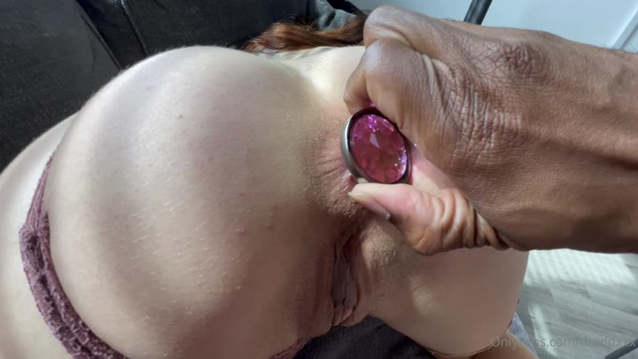 insaneslut Dredd boobs