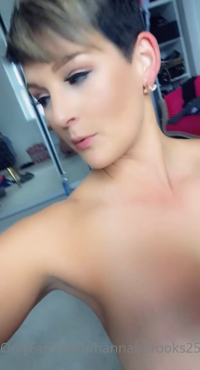 fleshy Sweating hannahbrooks25 reddit