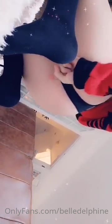 lewd sucking Petite Delphine of