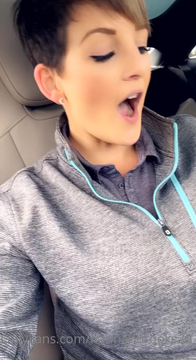 hannahbrooks25 bg