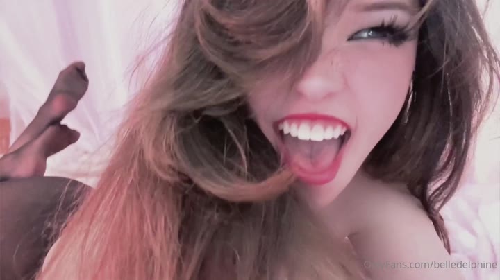 trashy Delphine ripped cams