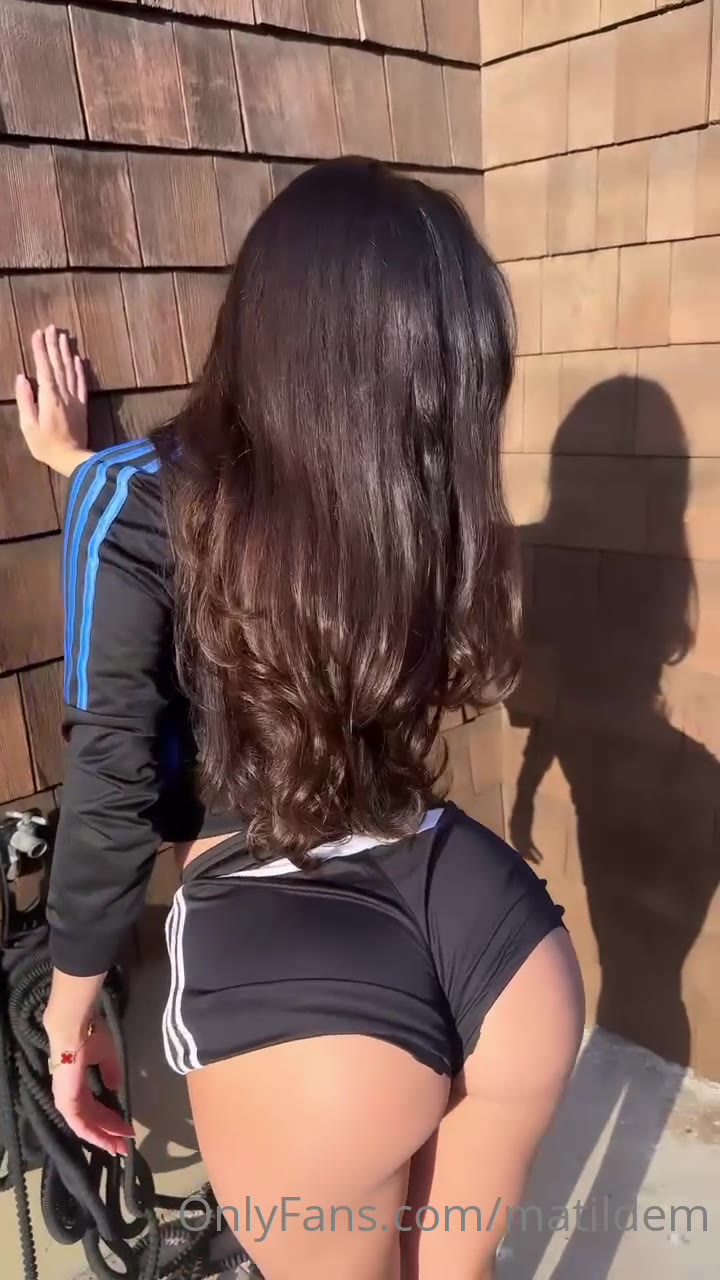 pervert Sweating Matildem fucked