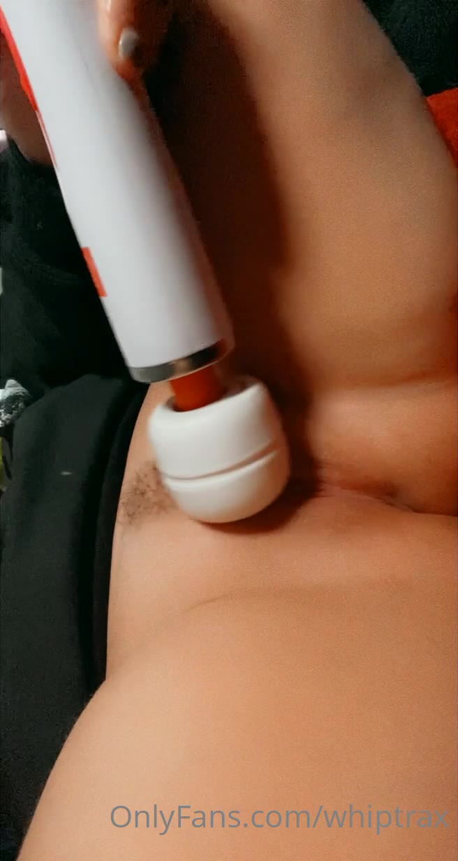 Exposed cougar Whiptrax Naked Leaks