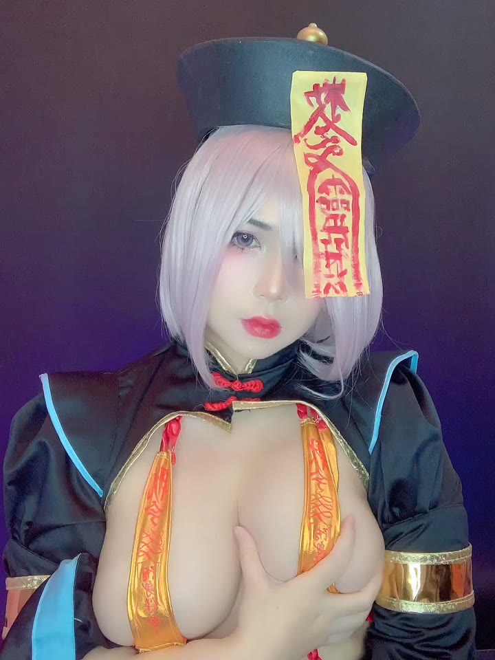 frisky uyuy2907 nude boobs